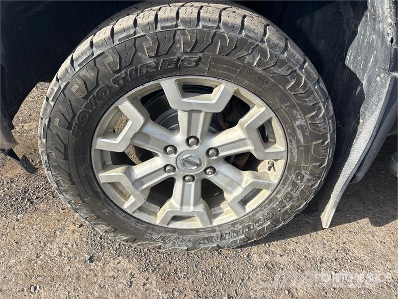 Nissan Titan XD 4x4 Crew Cab Pickup Ostalo