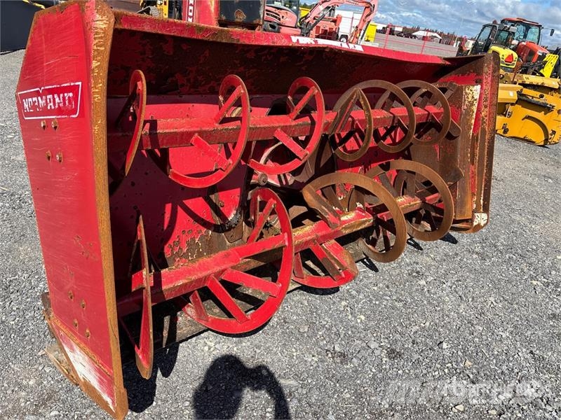  Normand N102-342 HTR 8 ft 3 in 3-Point Snow Blower Snøfresere
