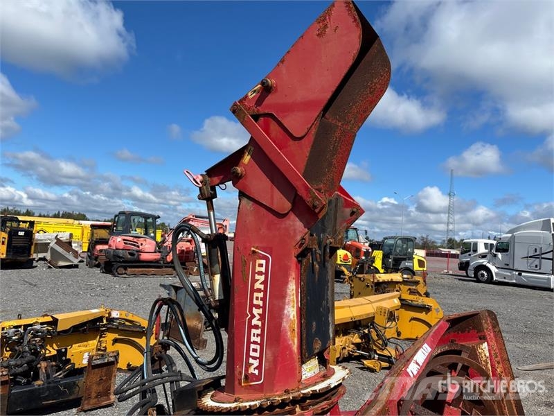  Normand N102-342 HTR 8 ft 3 in 3-Point Snow Blower Snøfresere