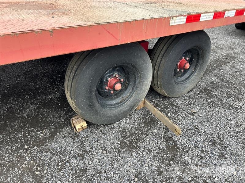 Normand Quad/A 30 ft Bale Wagon Bale trailers