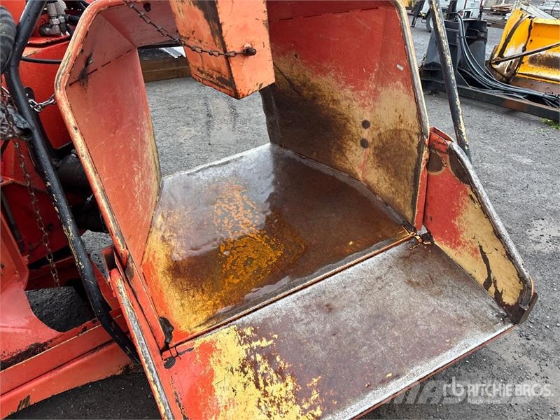 Normet CH260 3-Point Hitch Wood Chipper Holzhäcksler