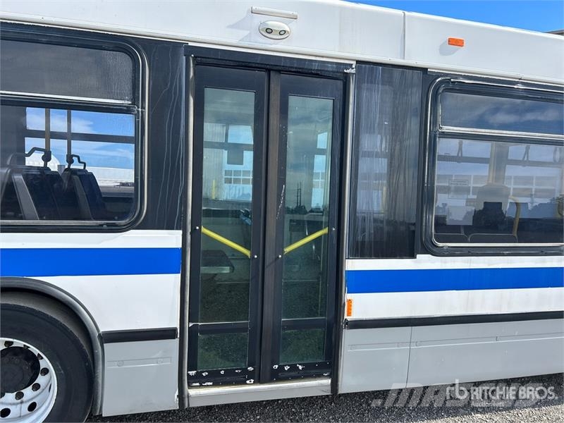  Nova LFS 4x2 36-Seat Transit Bus Mikroautobusai