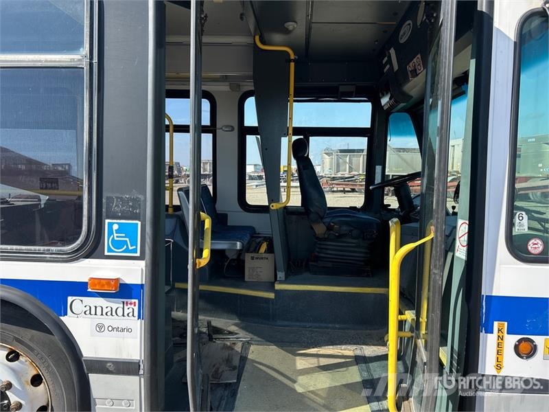 Nova LFS 4x2 36-Seat Transit Bus Mini autobusi