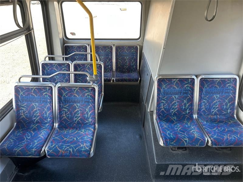 Nova LFS 4x2 36-Seat Transit Bus Mikroautobusai