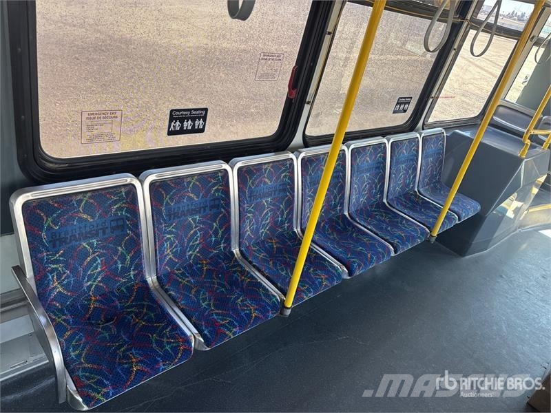 Nova LFS 4x2 36-Seat Transit Bus Mini avtobusi