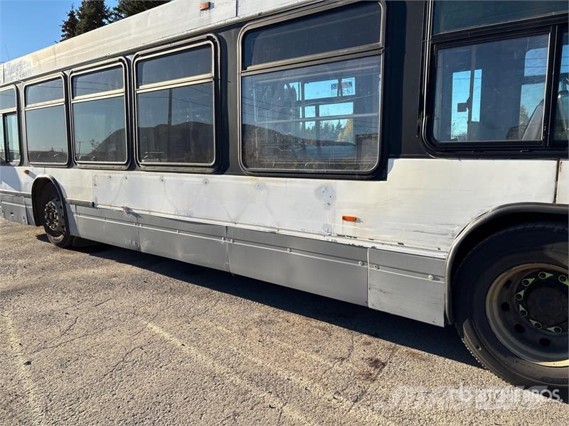 Novabus LFS 4x2 Bus Mini autobusi