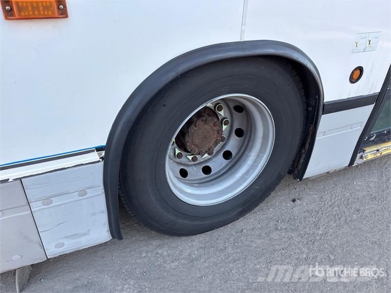 Novabus LFS 4x2 Transit Bus Mini autobusi