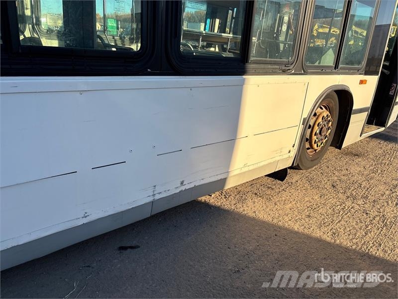 Novabus LFS 4x2 Transit Bus Mini autobusi