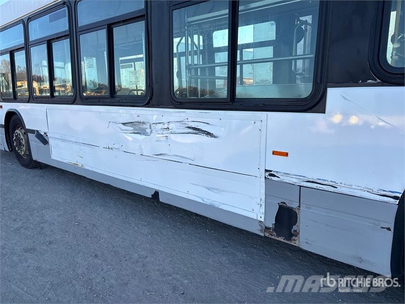 Novabus LFS 4x2 Transit Bus Mini autobusi