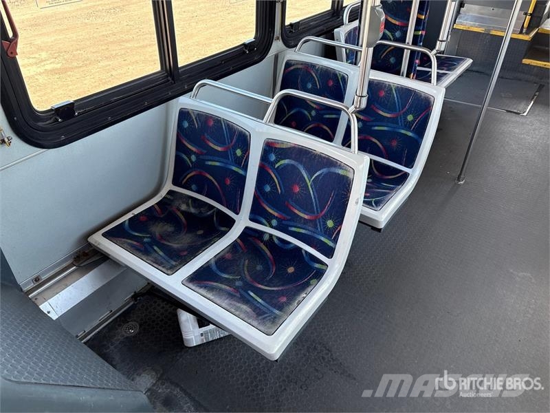  Novabus LFS L1293 4x2 28-Seat Transit Bus Mini-bus