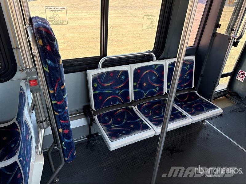  Novabus LFS L1293 4x2 28-Seat Transit Bus Mini-bus
