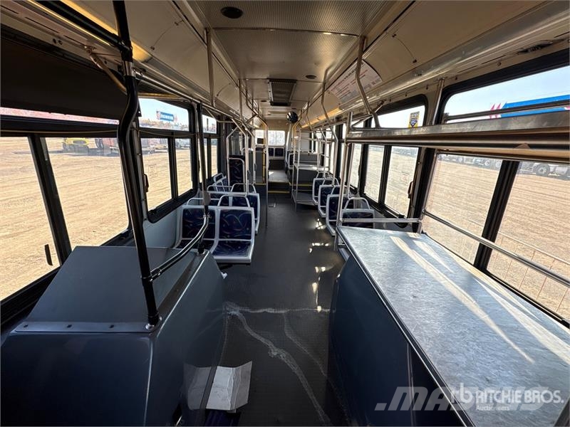  Novabus LFS L1293 4x2 28-Seat Transit Bus Mini-bus
