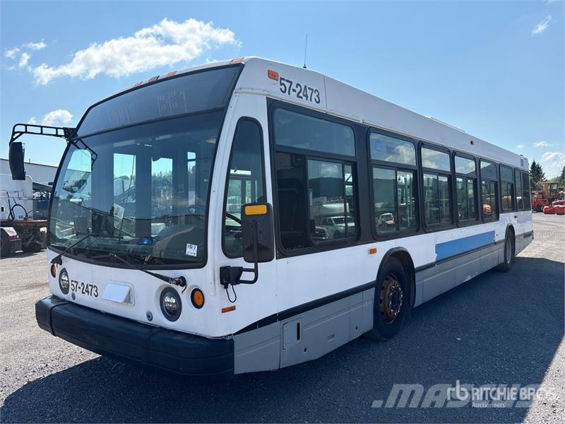  Novabus LFS L192 4x2 28-Seat Transit Bus حافلة صغيرة