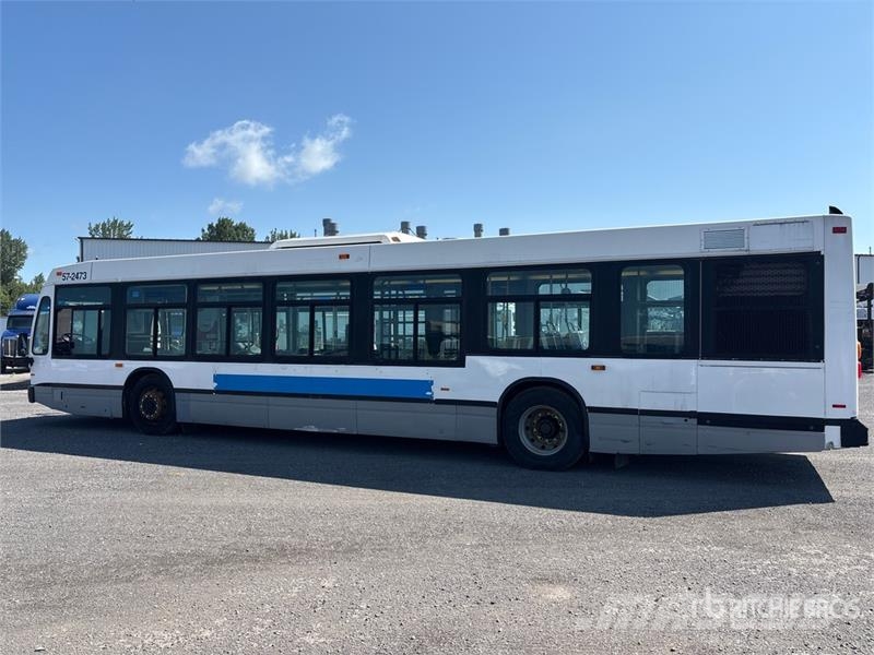  Novabus LFS L192 4x2 28-Seat Transit Bus حافلة صغيرة