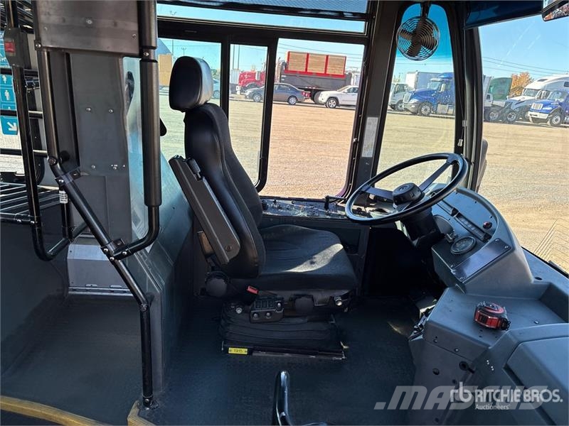 Novabus LFS L192 4x2 Transit Bus Mini autobusi