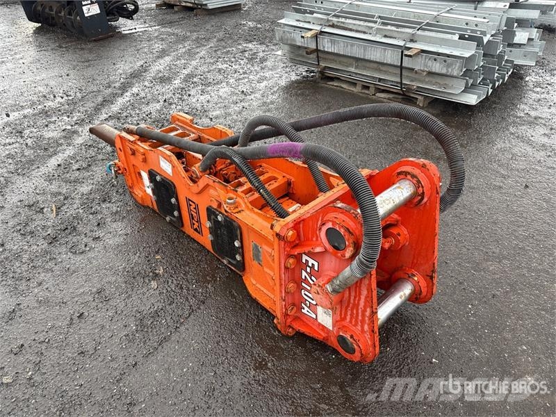 NPK E210 101 in Q/C Hydraulic Breaker 鐵鎚/碎石機