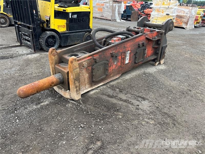NPK H220 Hydraulic Breaker Bourací kladiva / Sbíječky