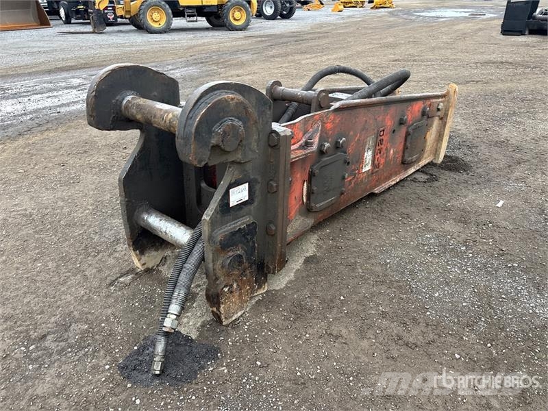 NPK H220 Hydraulic Breaker Bourací kladiva / Sbíječky