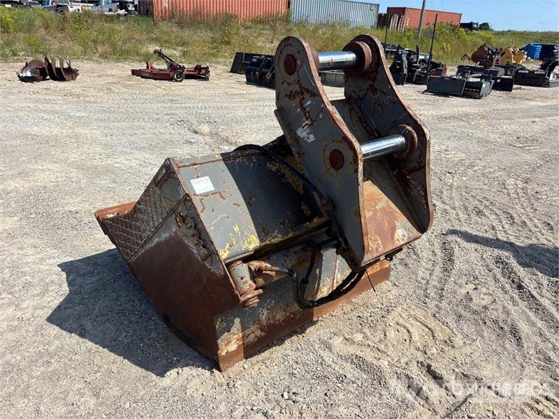 NYE 64 in Q/C Tilting Excavator Bucket Godet