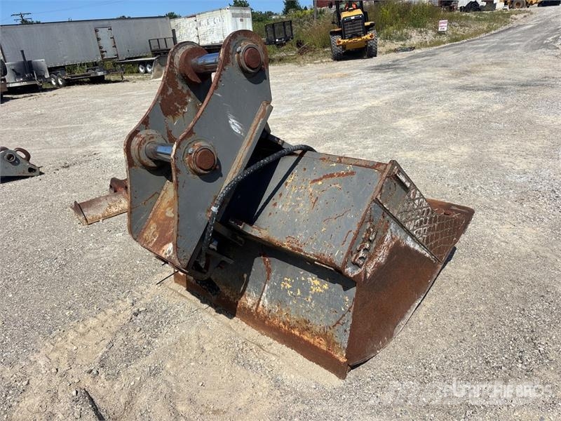 NYE 64 in Q/C Tilting Excavator Bucket Godet