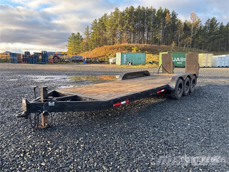 Oasis 24 ft Tri/A Equipment Trailer Oprijwagen