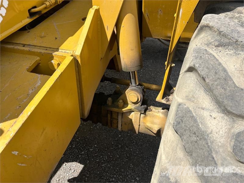 Omega ARM8T42-E Telehandler Teleskopiskie manipulatori
