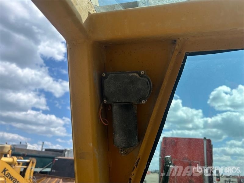 Omega ARM8T42-E Telehandler Teleskopiskie manipulatori