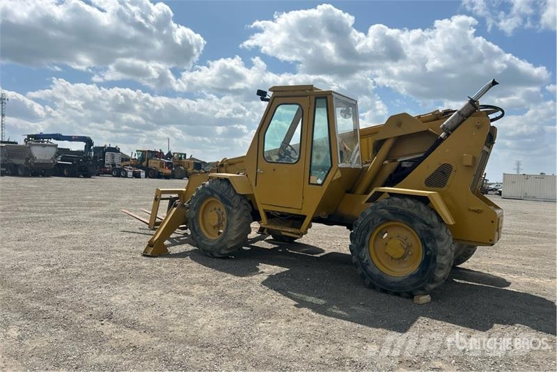 Omega ARM8T42-E Telehandler Teleskopiskie manipulatori