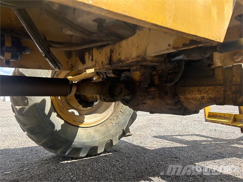 Omega ARM8T42-E Telehandler Teleskopiskie manipulatori