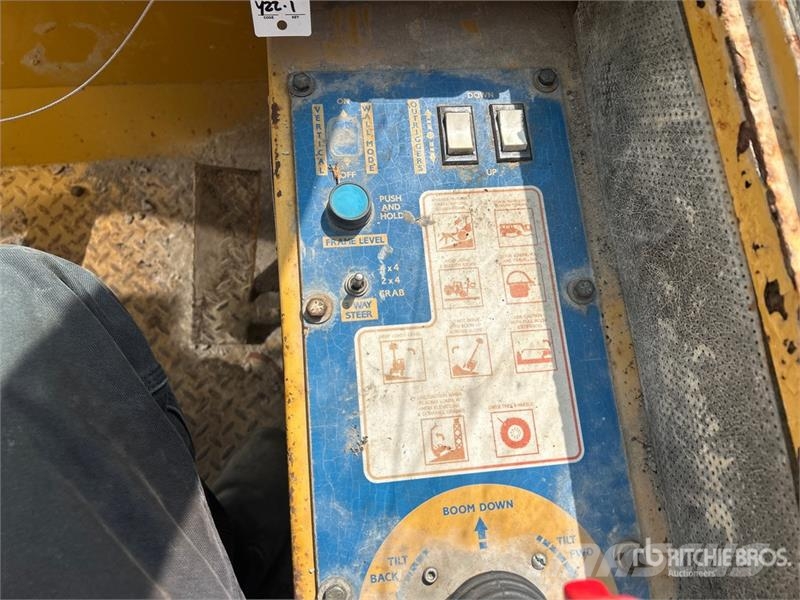 Omega ARM8T42-E Telehandler Teleskopiskie manipulatori