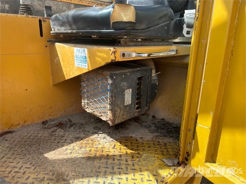 Omega ARM8T42-E Telehandler Teleskopiskie manipulatori