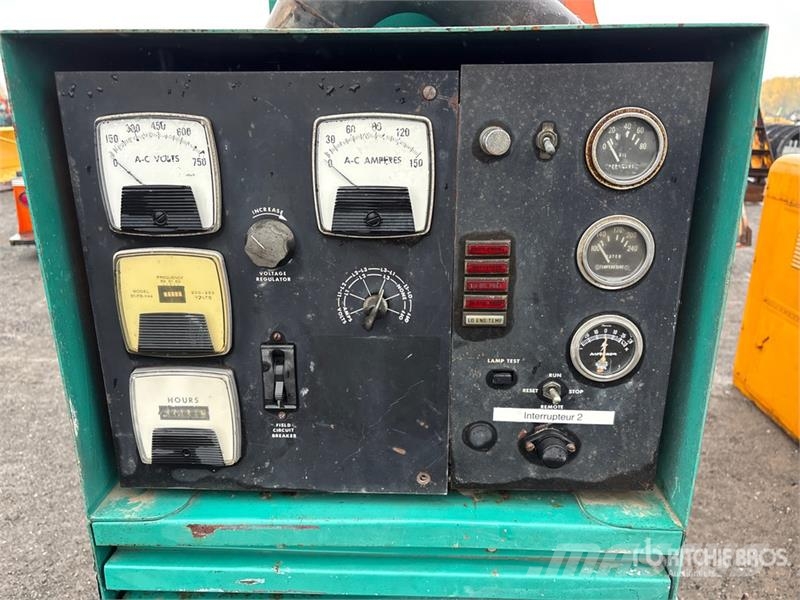 Onan 125 125 kW Skid-Mounted Generator Set Geradores a diesel