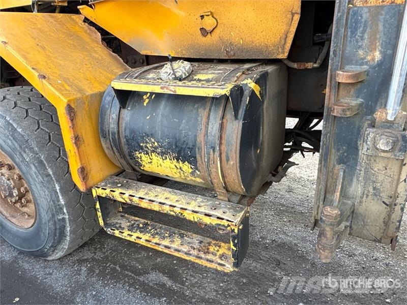Oshkosh P-2546-SP 6x4 Snow Plow Truck Pilsētas atkritumvedēji