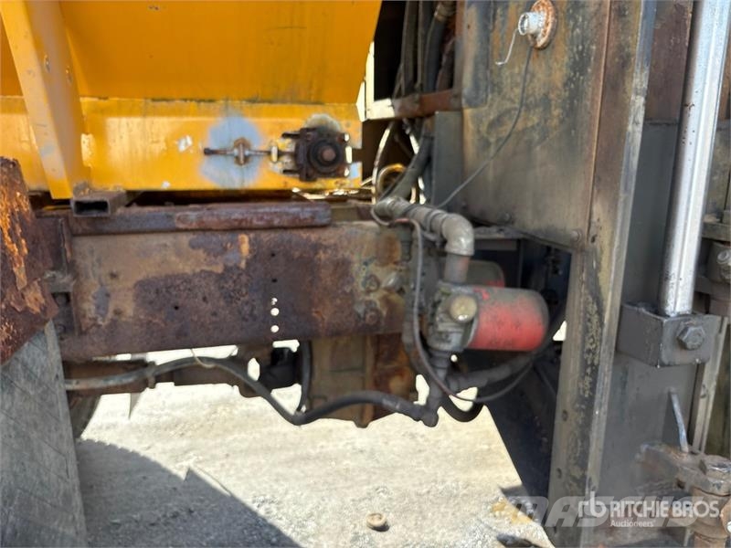 Oshkosh P-2546-SP 6x4 Snow Plow Truck Pilsētas atkritumvedēji