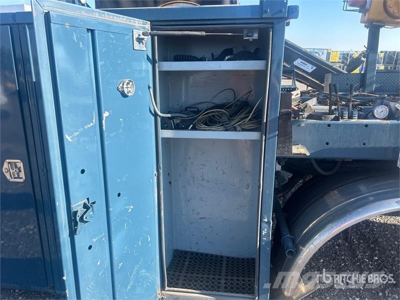 Oshkosh Posi-Plus 25,000 LBS Wire Cable Puller Truck Body Transports- Citi
