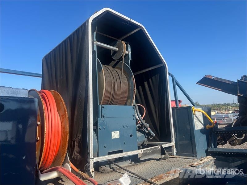 Oshkosh Posi-Plus 25,000 LBS Wire Cable Puller Truck Body Transports- Citi