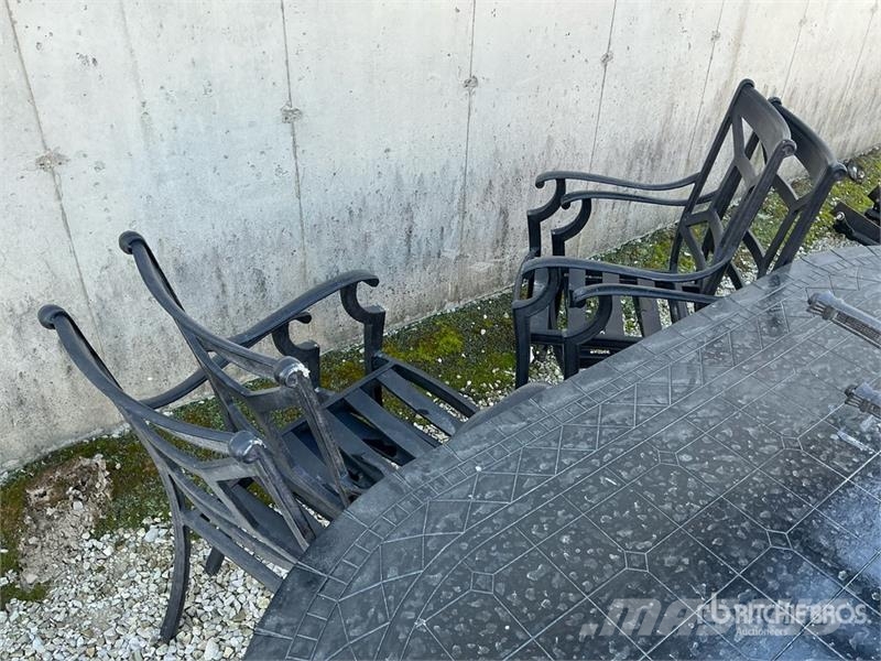  Outdoor Table & Chairs Компоненты строительной техники