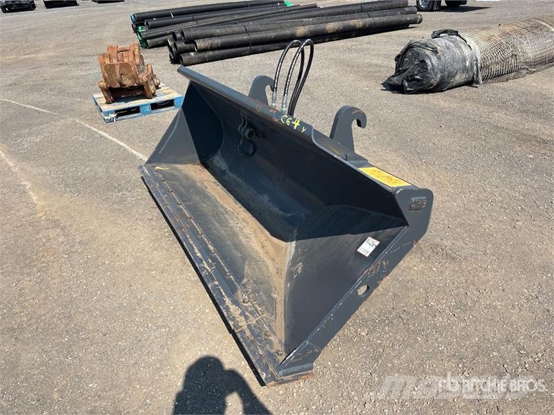 PALADIN 95 in Q/C Backhoe Loader Bucket - Fits JCB 4CX Kašike / Korpe