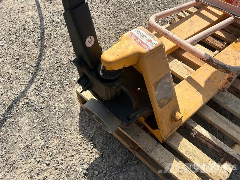  Pallet Jack Rokas palešu ratiņi