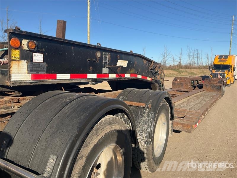 Paron Industries Lowboy Trailer Mélybölcsős