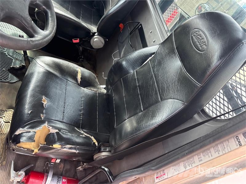 Peterbilt 330 Kipplader