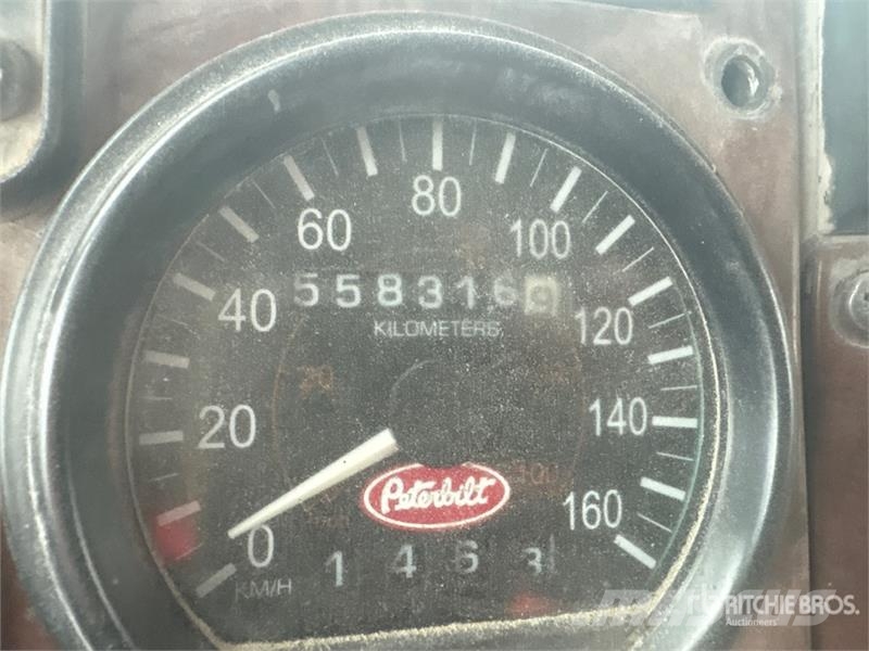 Peterbilt 330 Sora- ja kippiautot