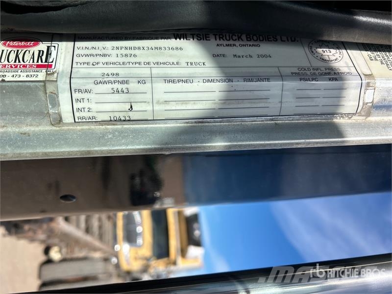 Peterbilt 330 Cabines