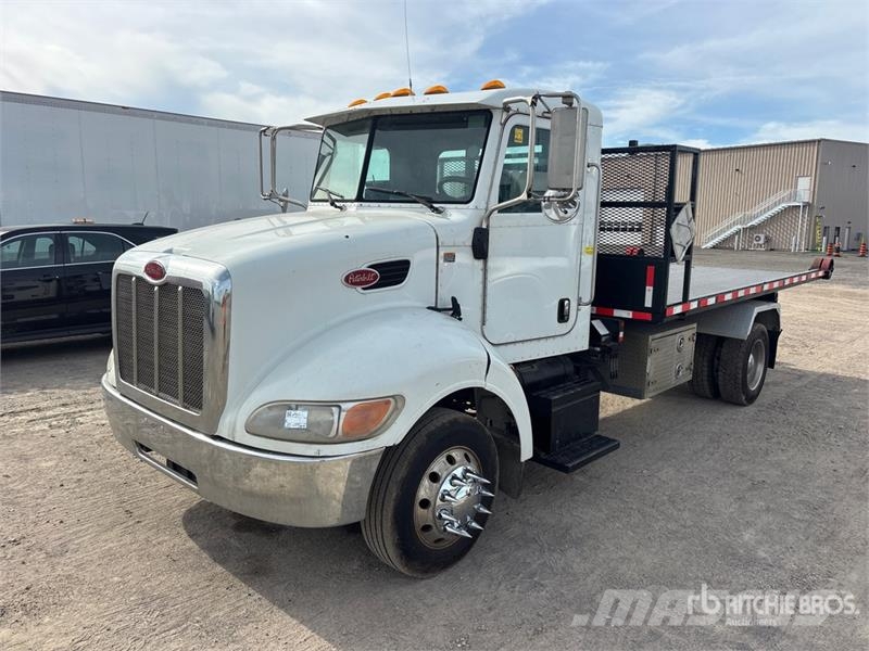 Peterbilt 330 Kipplader