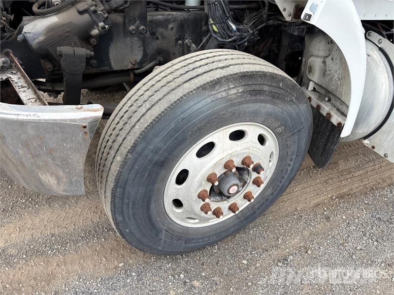 Peterbilt 335 Belediye / genel amaçli araçlar