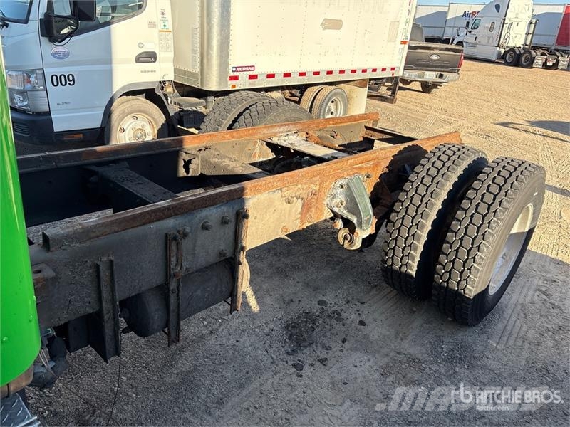 Peterbilt 335 Kabine i unutrašnjost