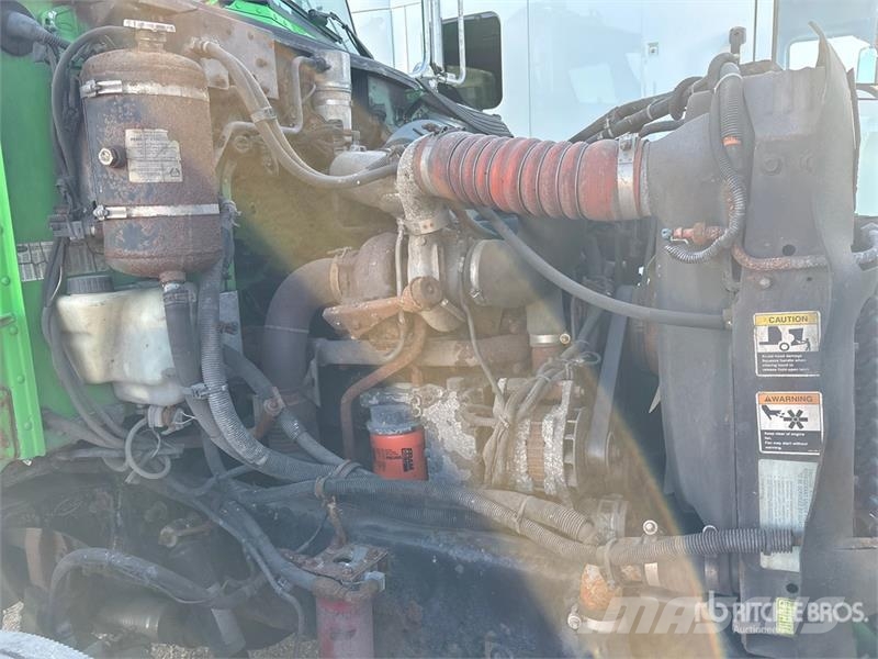 Peterbilt 335 Kabine i unutrašnjost