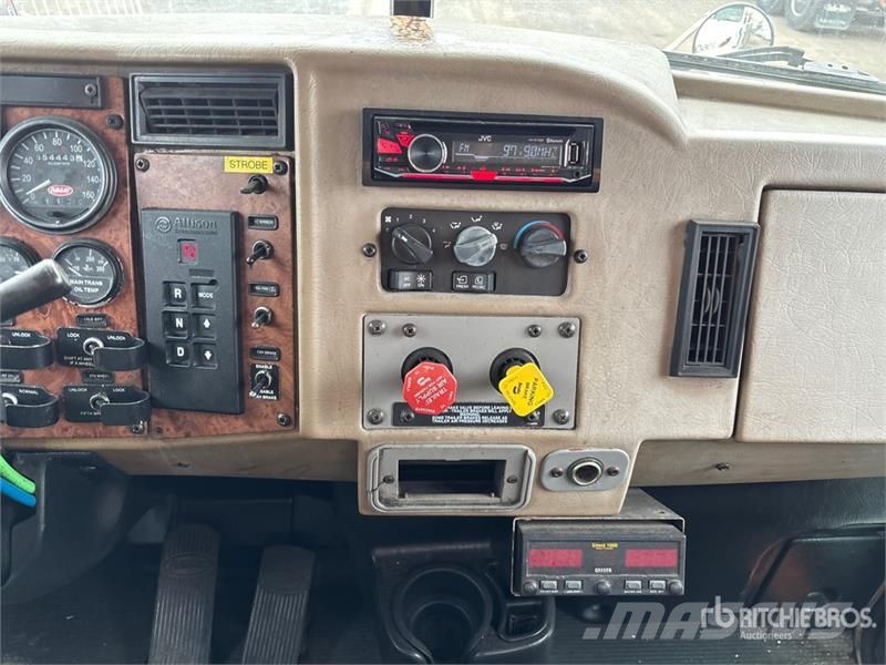 Peterbilt 335 Belediye / genel amaçli araçlar