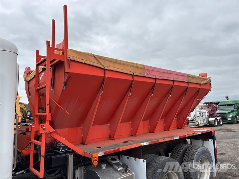 Peterbilt 335 Belediye / genel amaçli araçlar