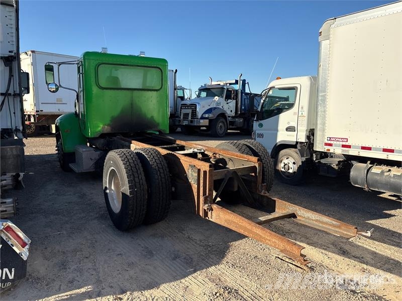 Peterbilt 335 Kabine i unutrašnjost